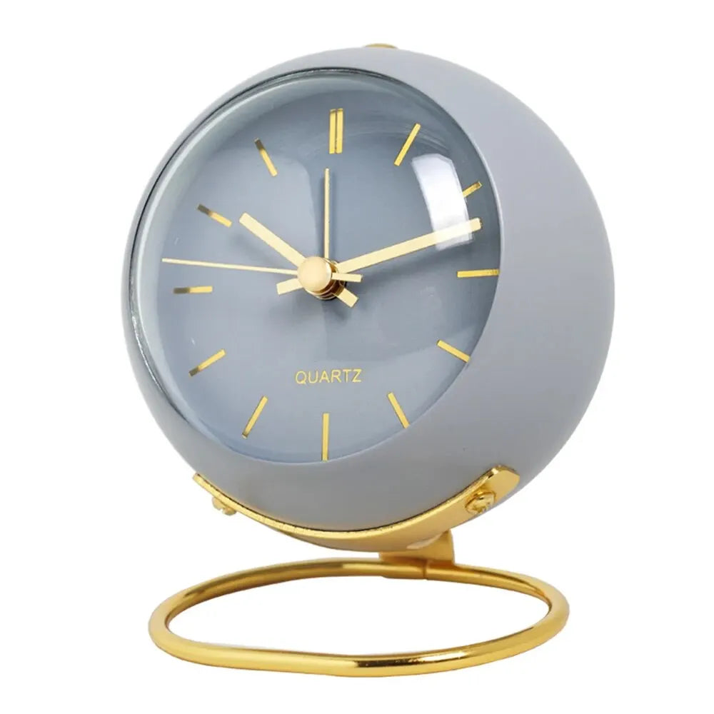Nordic Creative Electronic Desk Clock, Minimalist Children's Alarm Clock, New Desktop Bedside Student Silent Luminous Pointer