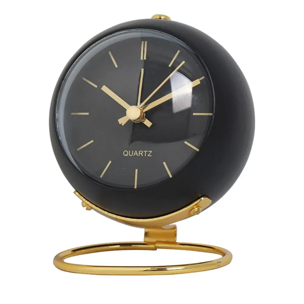 Nordic Creative Electronic Desk Clock, Minimalist Children's Alarm Clock, New Desktop Bedside Student Silent Luminous Pointer